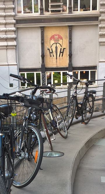 バスと自転車