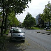 住宅地へのアクセス道路